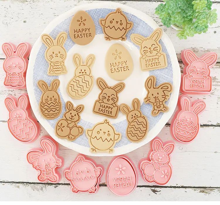 Emporte-pièces à Biscuits - Set de 8 Découpeurs en Plastique 3D