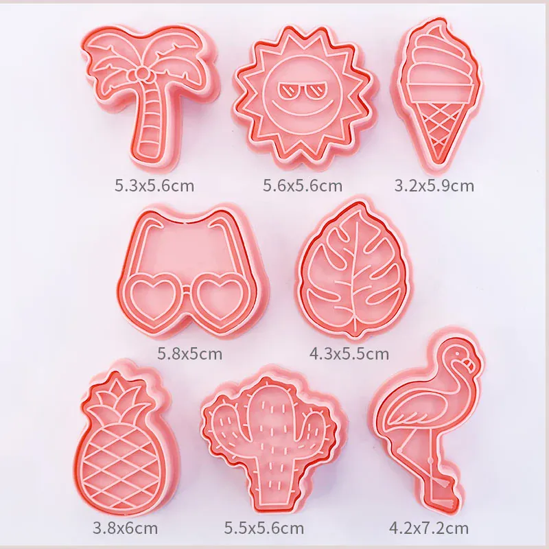 Emporte-pièces à Biscuits - Set de 8 Découpeurs en Plastique 3D