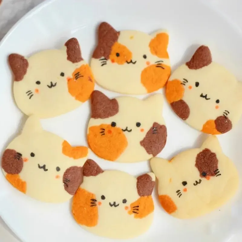 Emporte-pièce en aluminium en forme de chat pour biscuits et pâtisseries