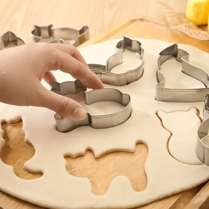 Emporte-pièces en inox 9 pièces - Formes de chats pour biscuits