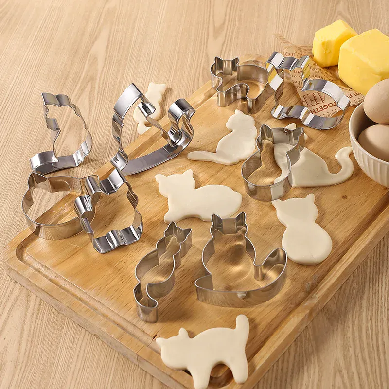 Emporte-pièces en inox 9 pièces - Formes de chats pour biscuits