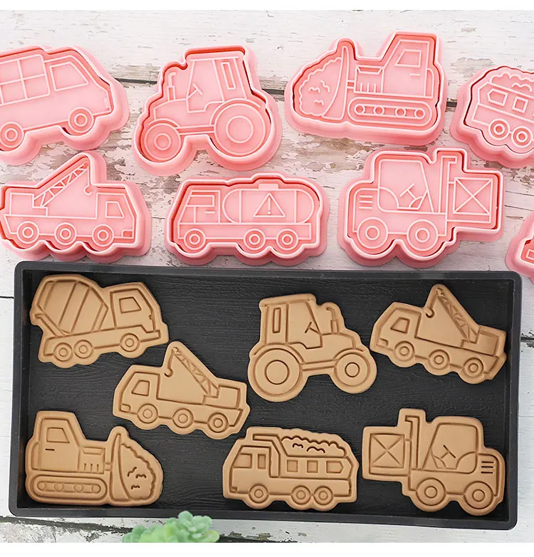 Emporte-pièces de pâtisserie - Set de 8 camions en plastique 3D