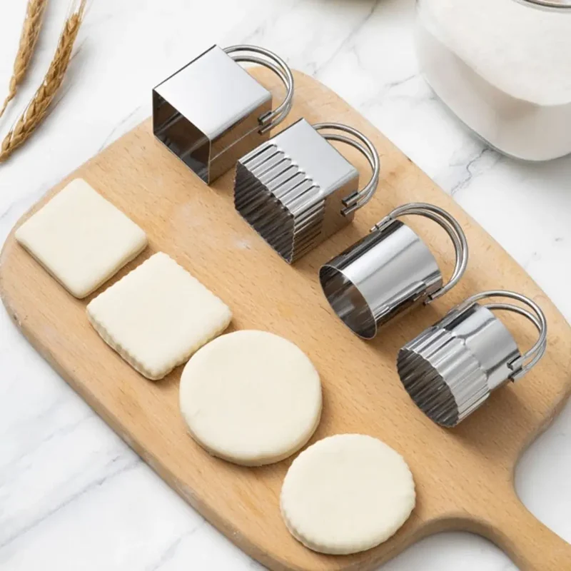 Set de 5 Emporte-Pièces Ronds et Carrés en Acier Inoxydable