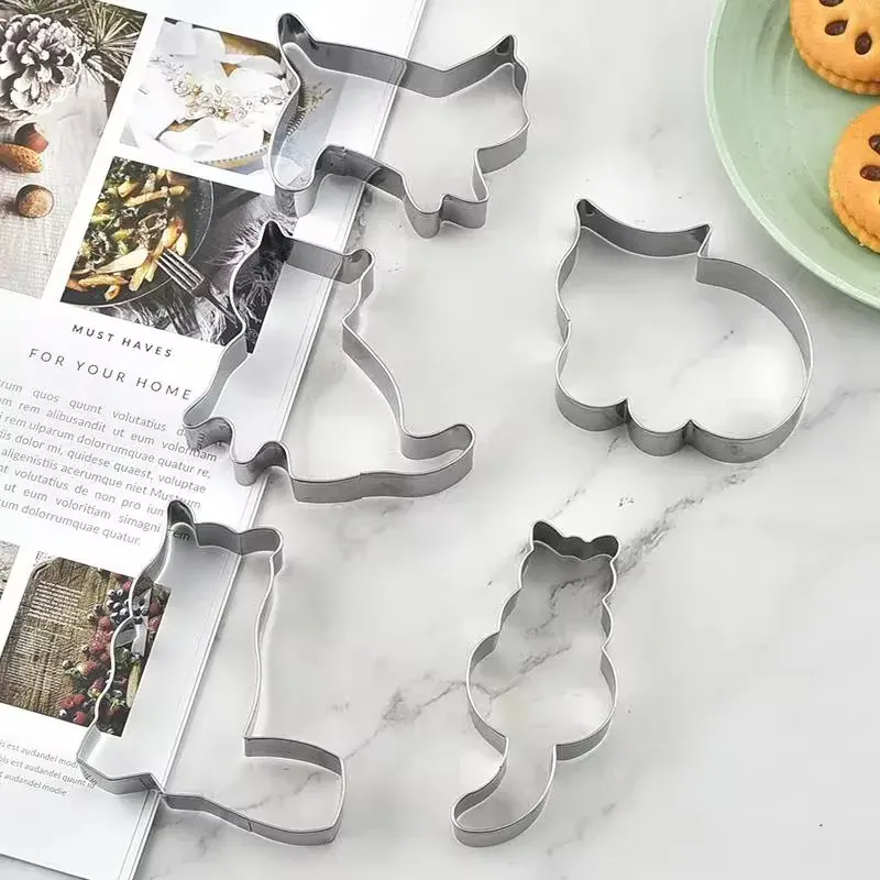 Emporte-pièces en inox 5 pièces - Formes de chats pour pâtisserie