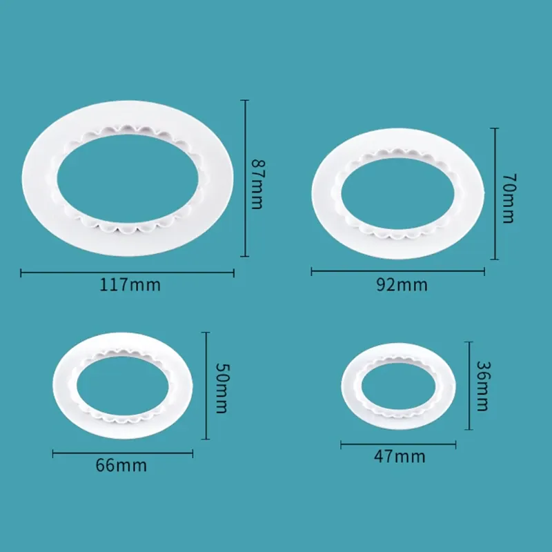 Emporte-pièces à Gâteaux Ovales en Plastique - Set de 4 Pièces