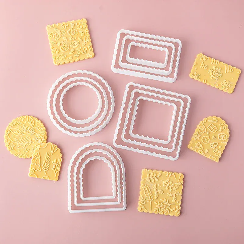 Emporte-pièces en Plastique - Set de 9 Formes Ondulées pour Gâteaux