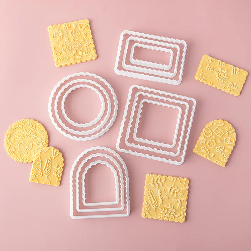 Emporte-pièces en Plastique - Set de 9 Formes Ondulées pour Gâteaux
