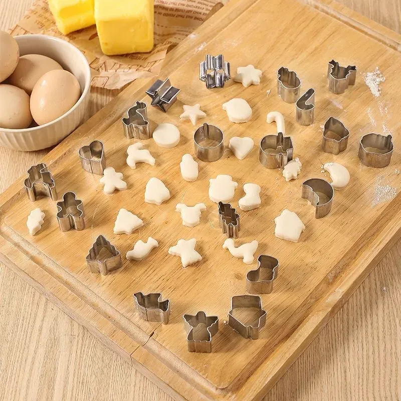 Set de 20 Emporte-Pièces en Acier Inoxydable - Thème de Noël
