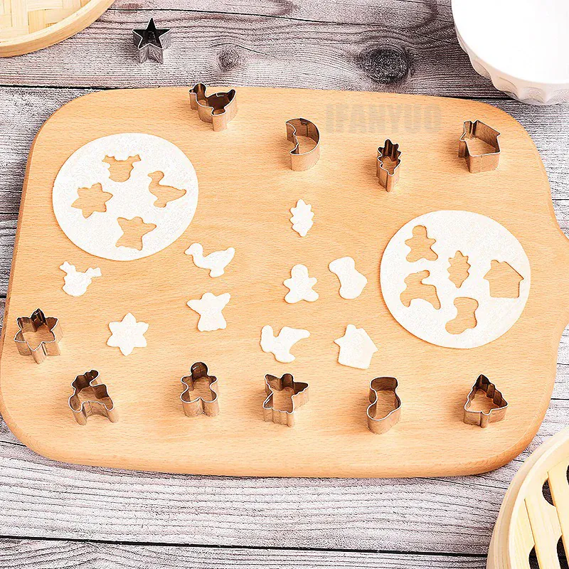 Set de 20 Emporte-Pièces en Acier Inoxydable - Thème de Noël