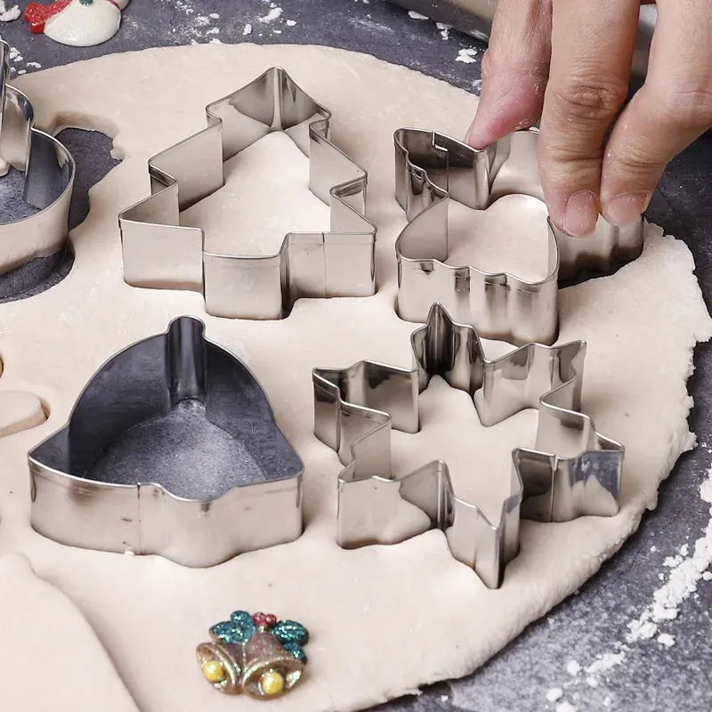 Emporte-pièces de Noël en Acier Inoxydable – Set de 6 Formes Festives