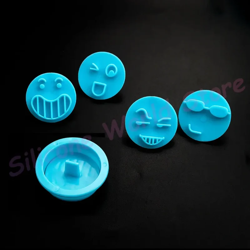 Emporte-pièce en silicone 13 pièces - Visages souriants pour pâtisserie