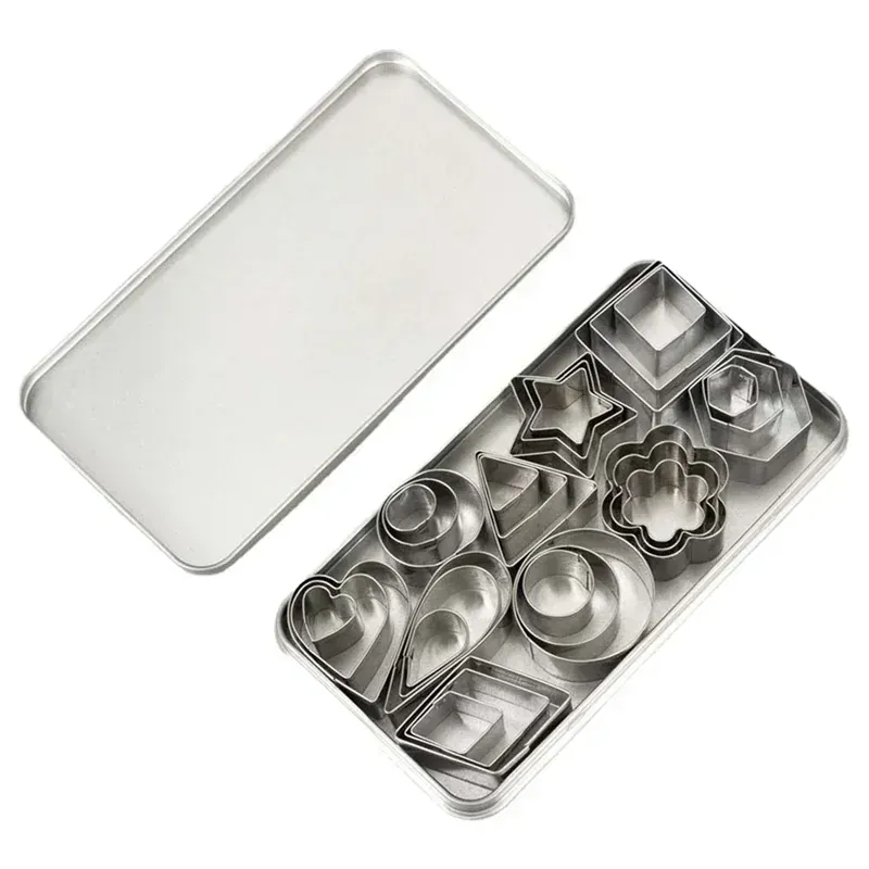 Emporte-pièces en acier inoxydable - Set de 30 formes géométriques pour pâtisserie