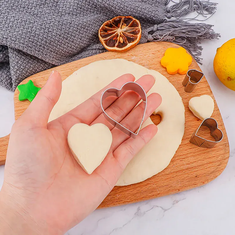 Emporte-pièces en métal géométriques - Set de 10 pour biscuits