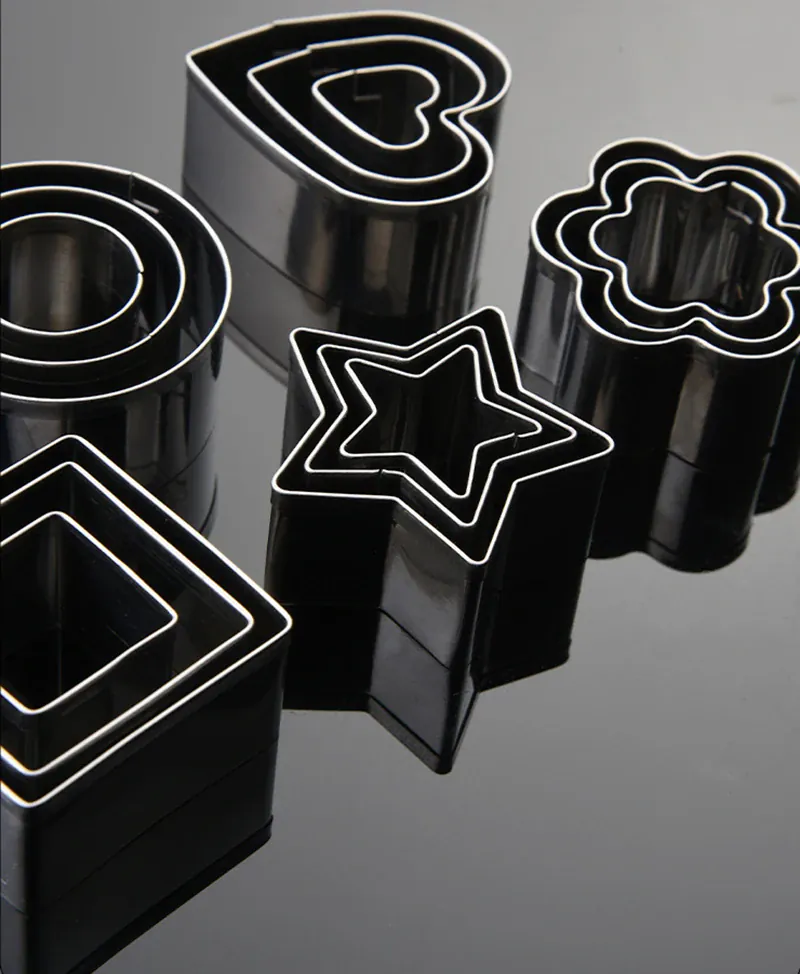 Emporte-pièces en métal géométriques - Set de 10 pour biscuits