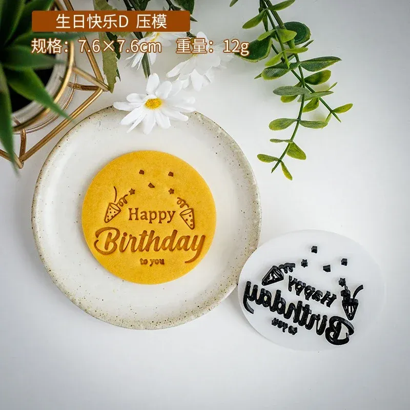 Emporte-pièces à biscuits "Joyeux Anniversaire" - Set de 6 pièces décoratives