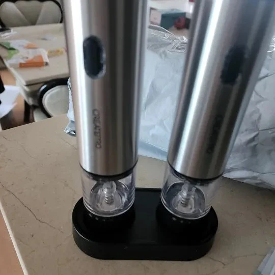 Set de 2 Moulins à Sel et Poivre Électriques Rechargeables USB-C avec Socle, Inox