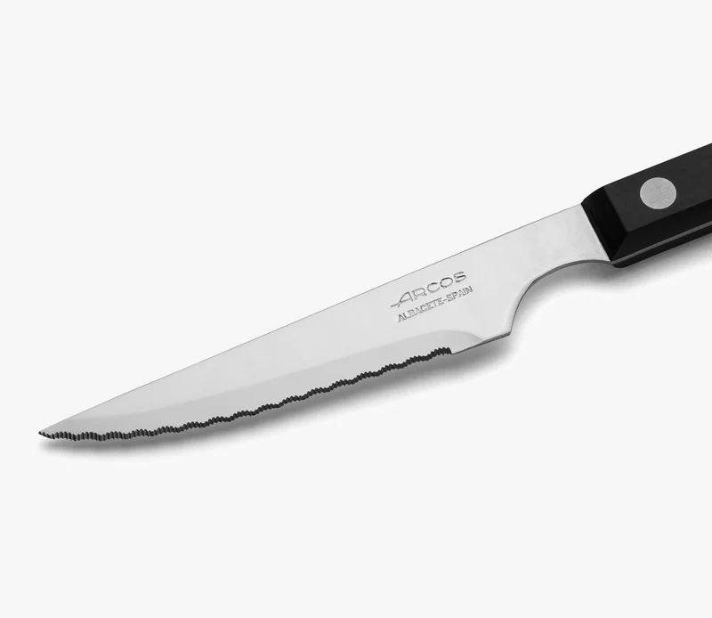 Cuchillo Chuletero Negro Con Sierra Polioximetileno 115 mm