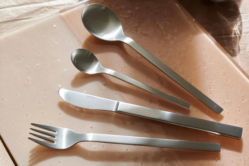 Ménagère 24 pièces Mono A couteau à lame courte