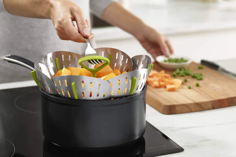 Panier vapeur pliable et anti-rayures Joseph Joseph Bloom Steel vert et inox