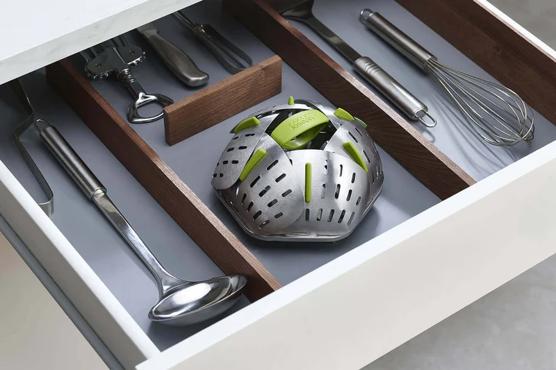 Panier vapeur pliable et anti-rayures Joseph Joseph Bloom Steel vert et inox