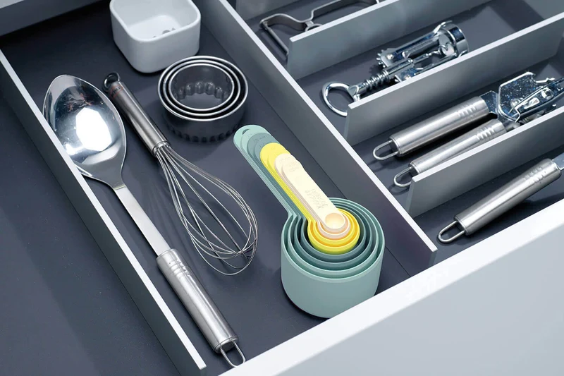 Set de 8 doseurs de cuisine Joseph Joseph Nest Measures opales emboîtables