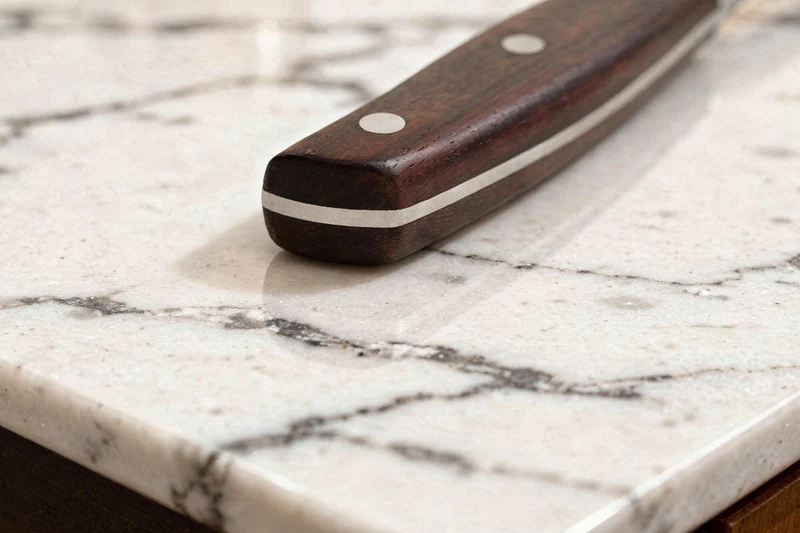 Couteau universel 13cm Guillaume Leonard Cuistot en acier inoxydable et bois de santal rouge
