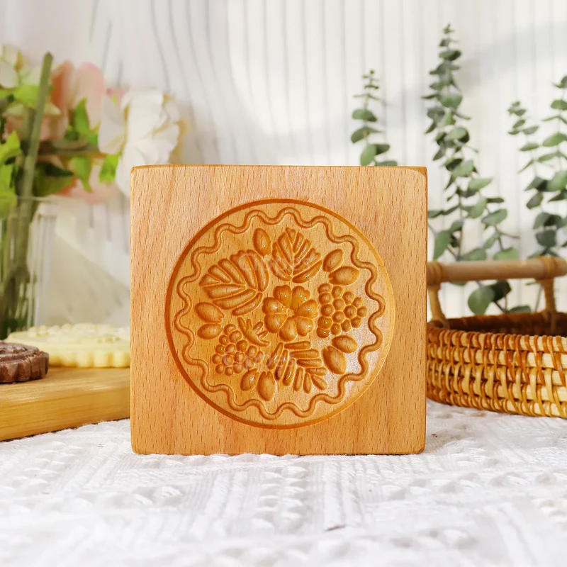 Emporte-pièce en bois floral 3D pour biscuits et gâteaux - 1 pièce