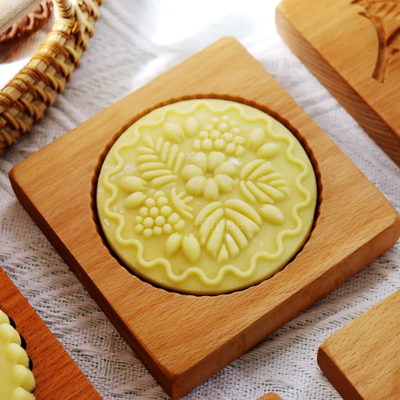 Emporte-pièce en bois floral 3D pour biscuits et gâteaux - 1 pièce
