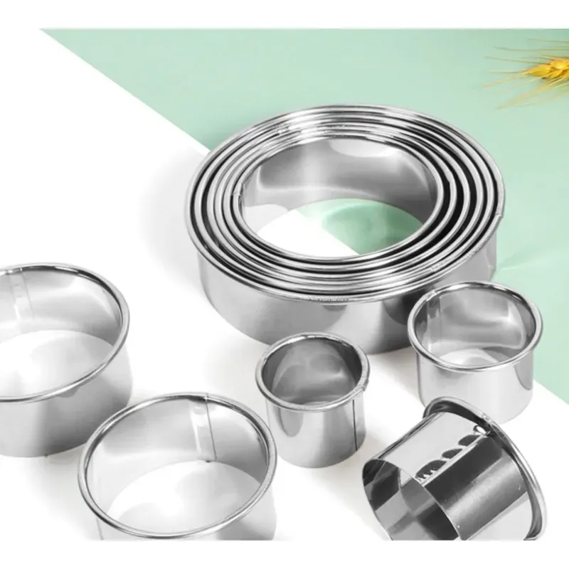 Emporte-pièces en acier inoxydable - Set de 12 pièces pour pâtisserie