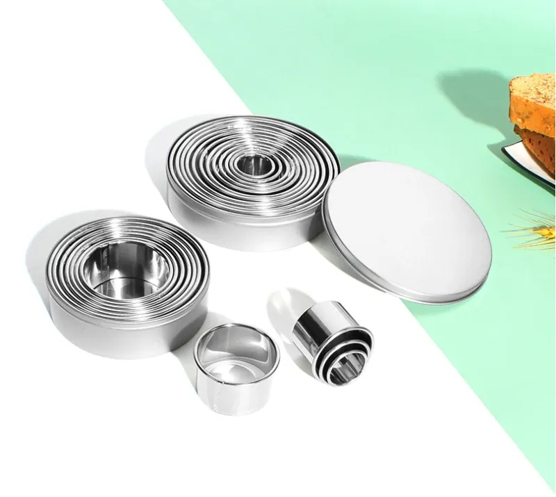 Emporte-pièces en acier inoxydable - Set de 12 pièces pour pâtisserie