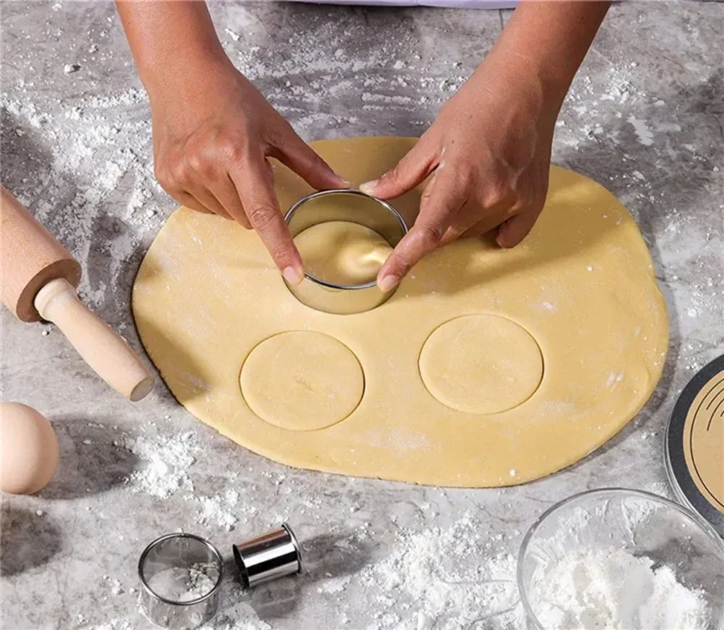 Ensemble de 11 emporte-pièces ronds en acier inoxydable pour pâtisserie