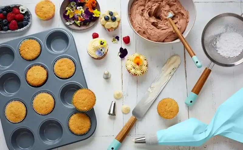 Poches à Douille en Silicone - Set de Pâtisserie avec 12 Douilles en Acier Inoxydable
