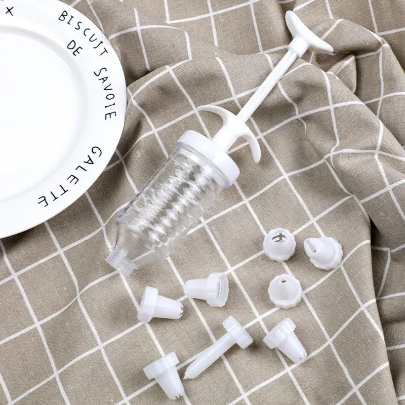 Set de 8 Poches à Douille en Plastique avec Embouts pour Gâteaux
