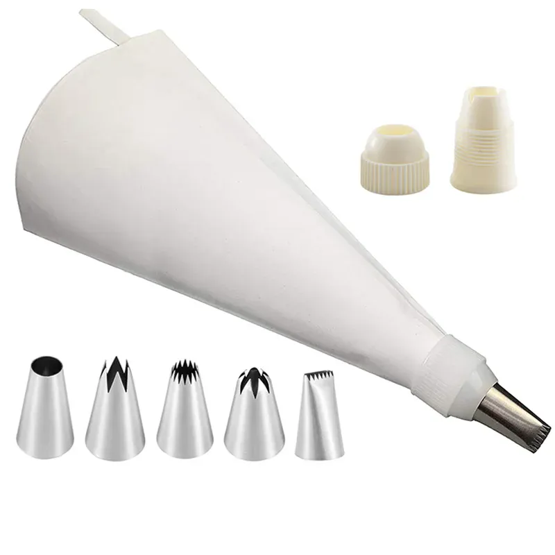 Set de 8 accessoires de pâtisserie en silicone et inox pour décoration de gâteaux