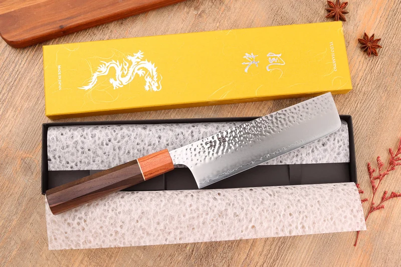 Couteau nakiri 17cm japonais artisanal Yuzo Akira Tsuchime VG10