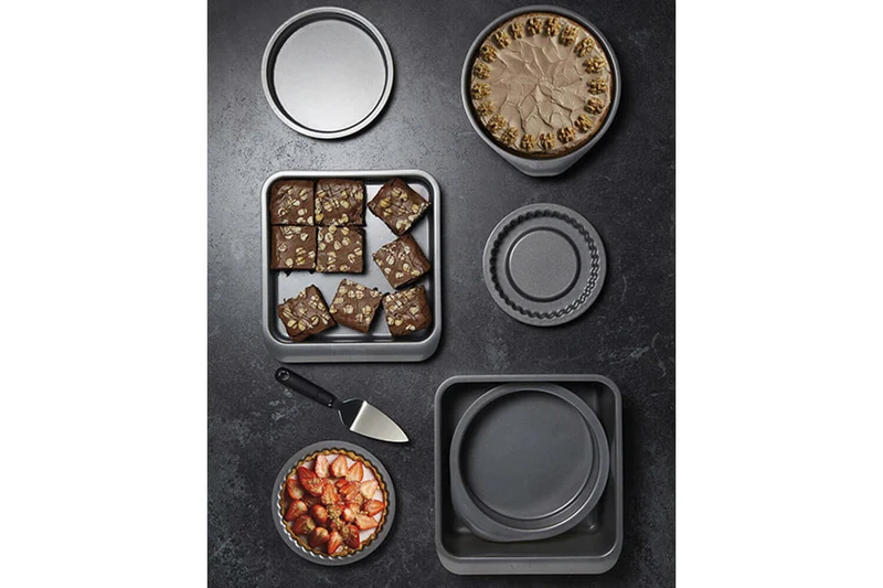 Set empilable 7 moules pâtisserie Masterclass Smartspace antiadhésifs