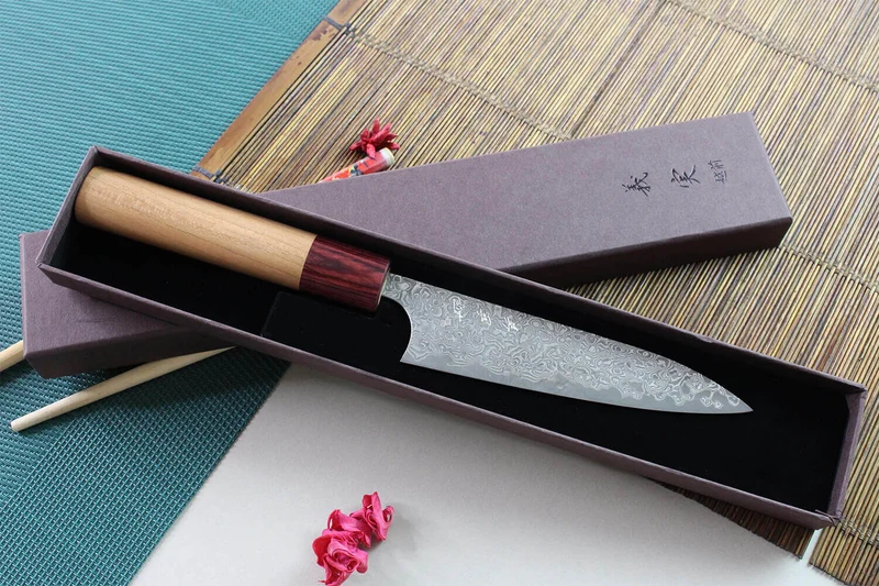 Couteau universel japonais artisanal Yoshimi Kato 12cm VG10 Nickel Damascus cerisier