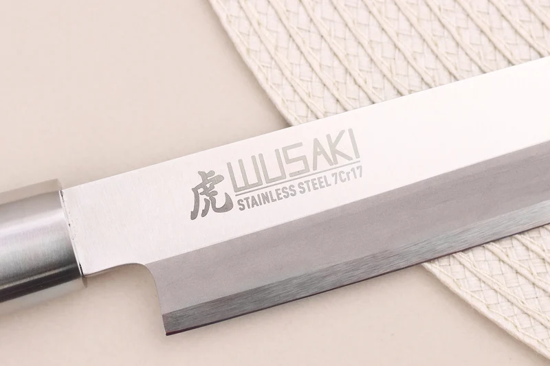 Couteau yanagiba 24cm Wusaki Olive 7Cr manche en olivier + saya