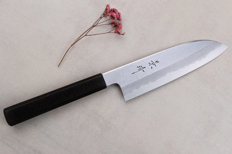 Couteau santoku japonais artisanal Kagekiyo Yoshikazu Tanaka Damas Aogami 18cm