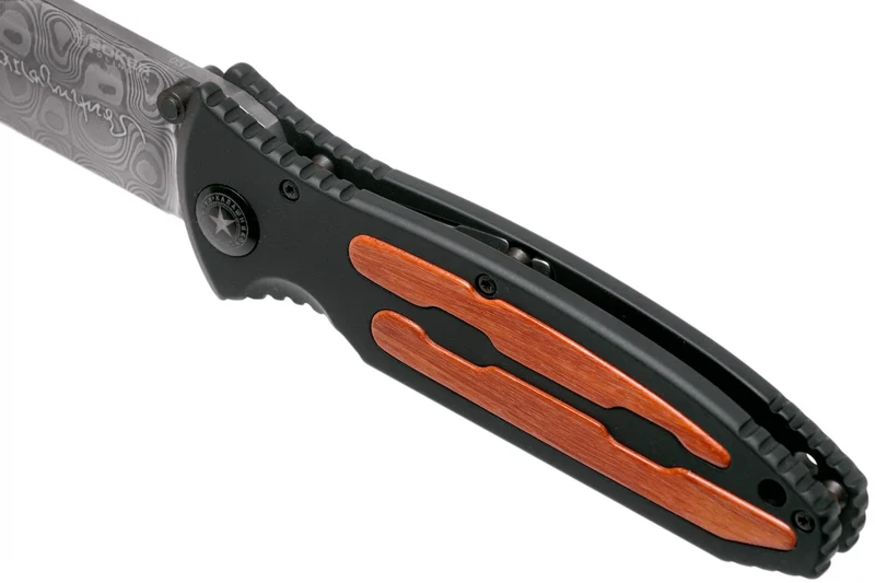 Couteau pliant Böker Kalashnikov Bayonet Damas 11KAL48DAM manche en alu et ironwood noir/bois 13cm