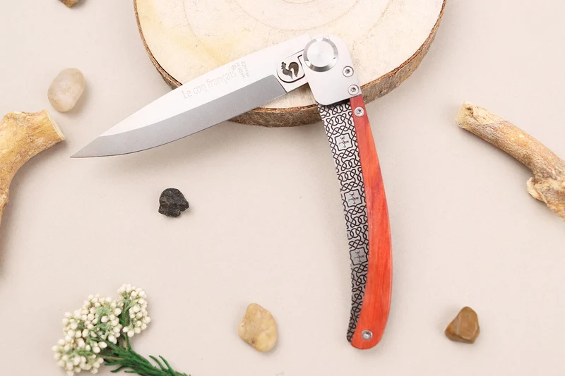 Couteau pliant Le Coq Français Charlemagne Red Heart artisanal manche bois rouge 11,5cm + étui