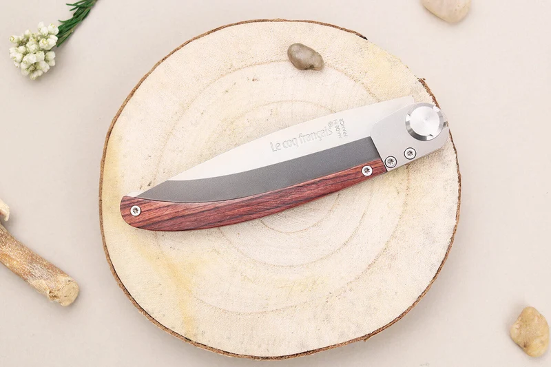 Couteau pliant Le Coq Français Charles de Gaulle artisanal manche bois de violette 11,5cm + étui