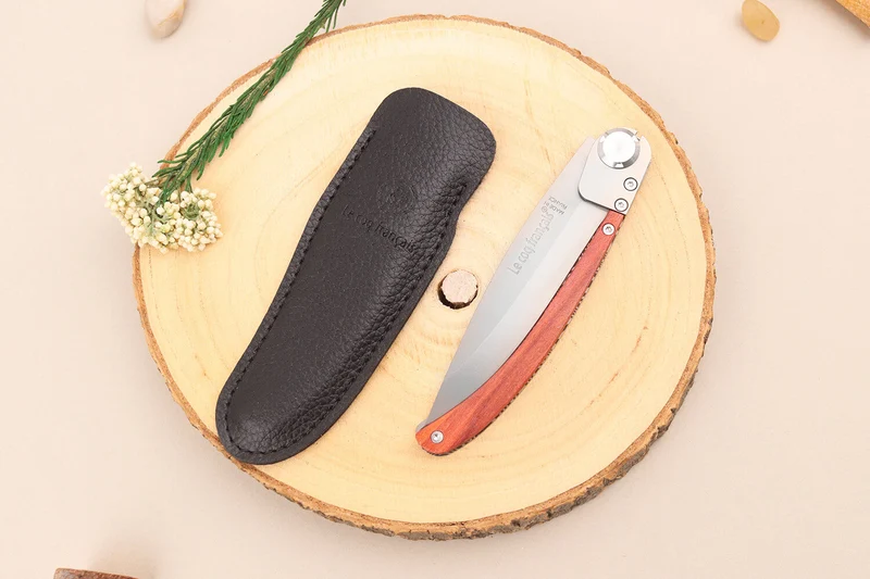 Couteau pliant Le Coq Français Tropical Red Heart artisanal manche bois rouge 11,5cm + étui