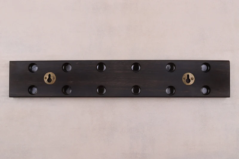 Barre aimantée artisanale Essences Creations en ébène du Gabon 45cm 6 places - N°1