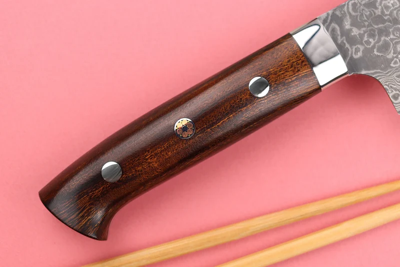 Couteau nakiri japonais Takeshi Saji R2 Damas Mosaïque 16,5cm