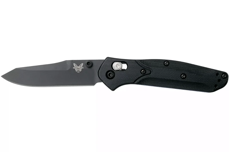 Couteau pliant Benchmade Mini Osborne 945BK-1 lame noire tanto manche G10 noir 9,8cm