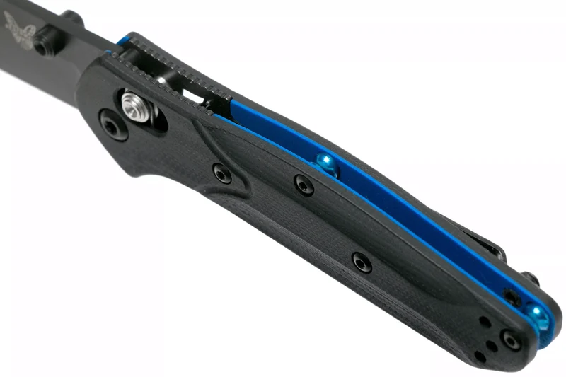 Couteau pliant Benchmade Mini Osborne 945BK-1 lame noire tanto manche G10 noir 9,8cm