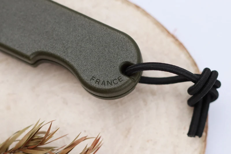 Couteau pliant Skult français éco-responsable Le Banc de Poissons manche vert 10cm