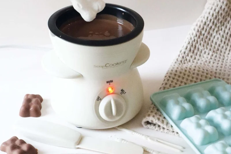 Set Scrapcooking La Fabrique à Oursons 10 accessoires + 1 livre de recettes