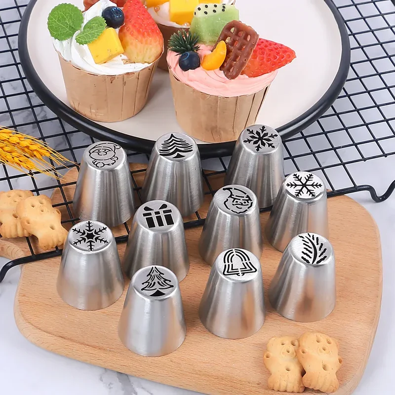 Set de 10 Douilles à Pâtisserie en Acier Inoxydable - Motifs de Noël